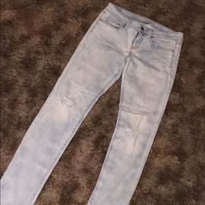 American Eagle distressed jeans size 8 long